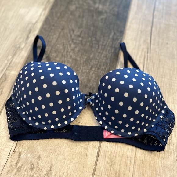Victoria Secret Love Pink Navy Blue Polka Dot Bra with Charm & Pink Lace - Picture 15 of 15